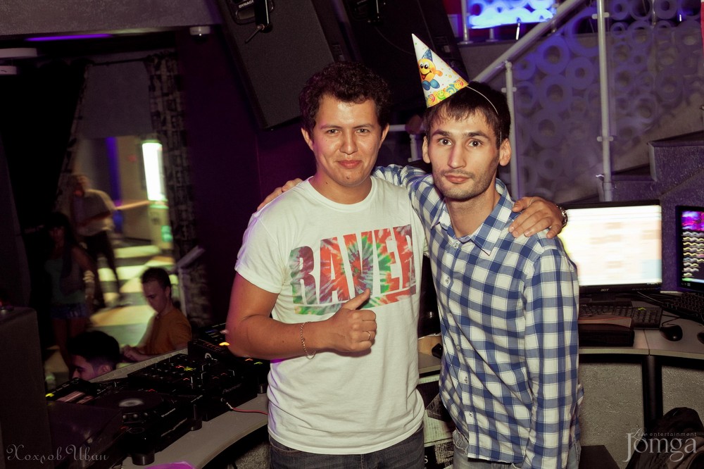 Фотография с DJ Хирург Birthday в Пятерочка