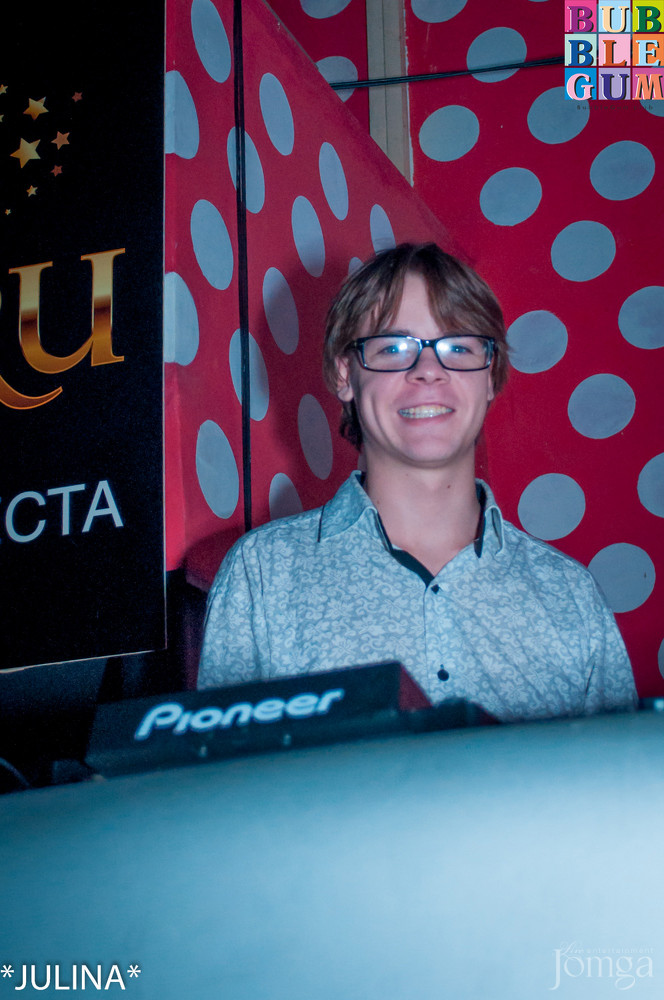 Фотография с «BUBBLE BALL» в Пятерочка