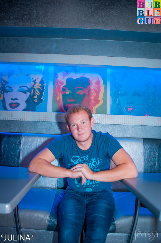 Фотография с «BUBBLE BALL» в Пятерочка