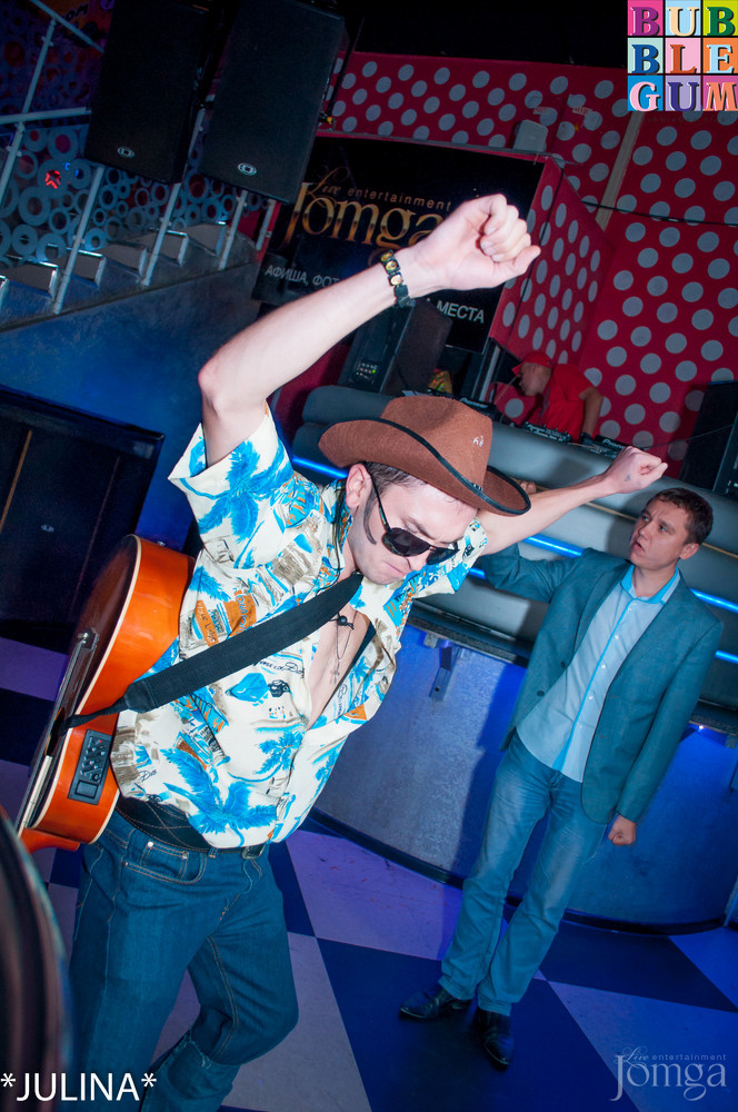 Фотография с «BUBBLE BALL» в Пятерочка