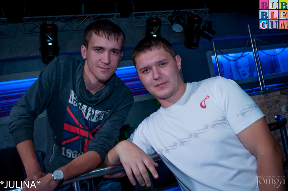 Фотография с ЭРОТИЧЕСКИЙ ПРОЕКТ - 5D в Пятерочка