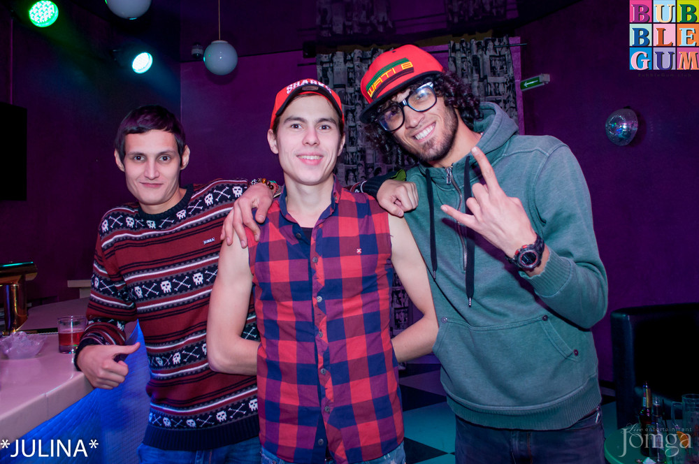 Фотография с ЭРОТИЧЕСКИЙ ПРОЕКТ - 5D в Пятерочка