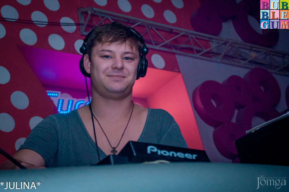 Фотография с "ОДНАЖДЫ В МЕКСИКЕ" - Ночь Текилы! Танцевальная Дискотека 80-90-2000-хх! в Пятерочка