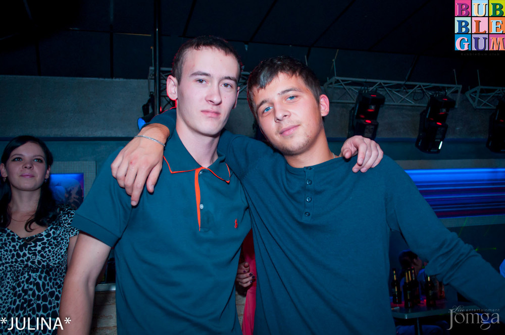 Фотография с "ОДНАЖДЫ В МЕКСИКЕ" - Ночь Текилы! Танцевальная Дискотека 80-90-2000-хх! в Пятерочка