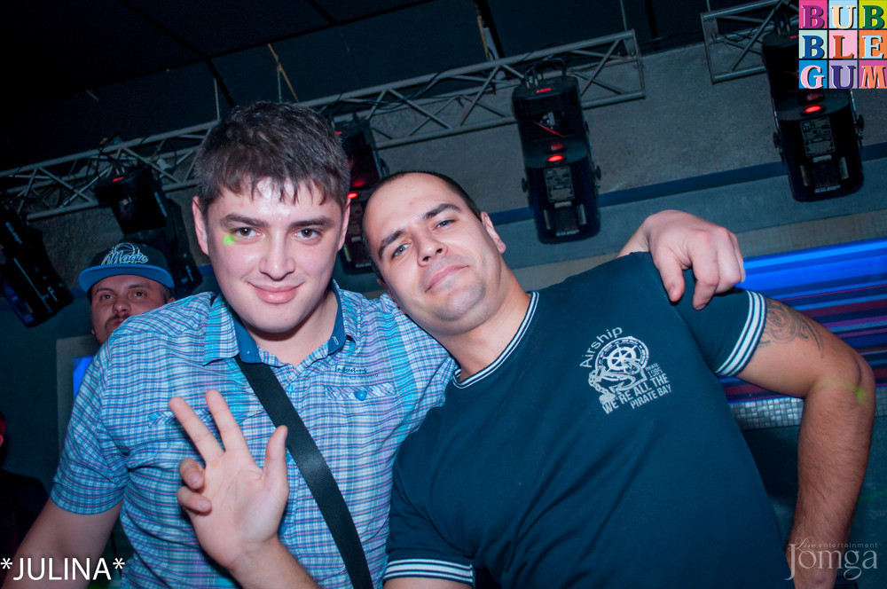 Фотография с "Пираты Челнинского моря" Дискотека 80-90-2000-хх в Пятерочка