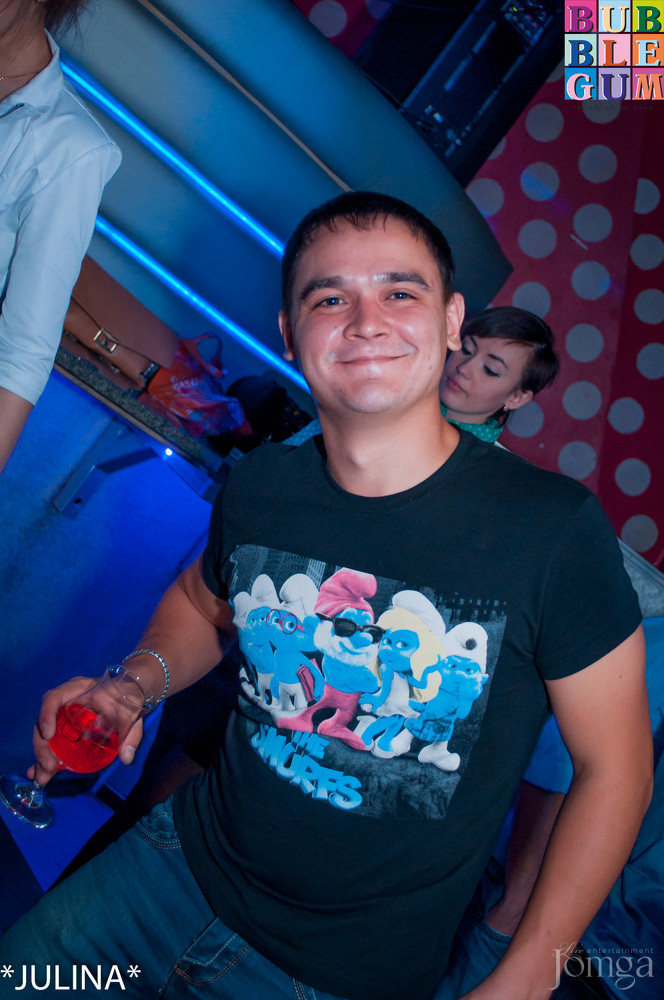 Фотография с  R&B проект - V.I.P. в Пятерочка