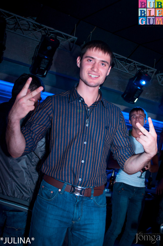 Фотография с  R&B проект - V.I.P. в Пятерочка