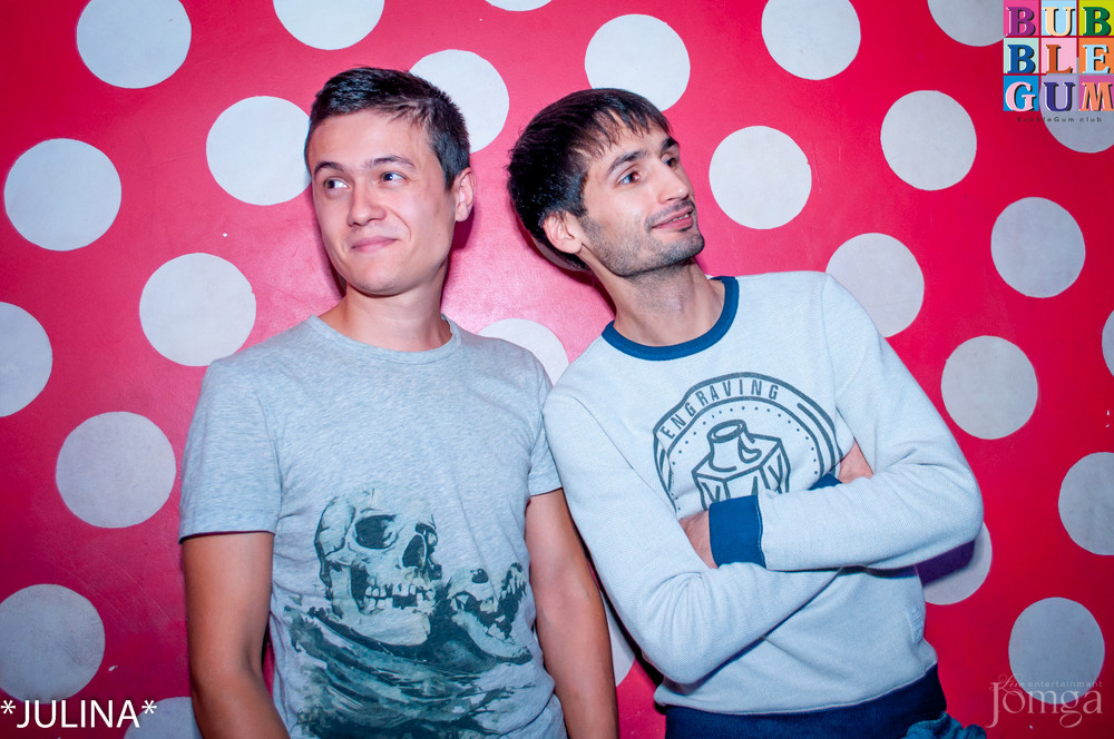 Фотография с  R&B проект - V.I.P. в Пятерочка