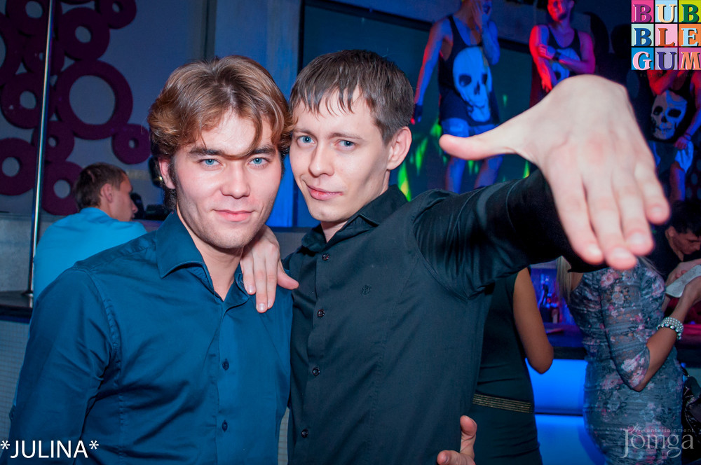 Фотография с  R&B проект - V.I.P. в Пятерочка