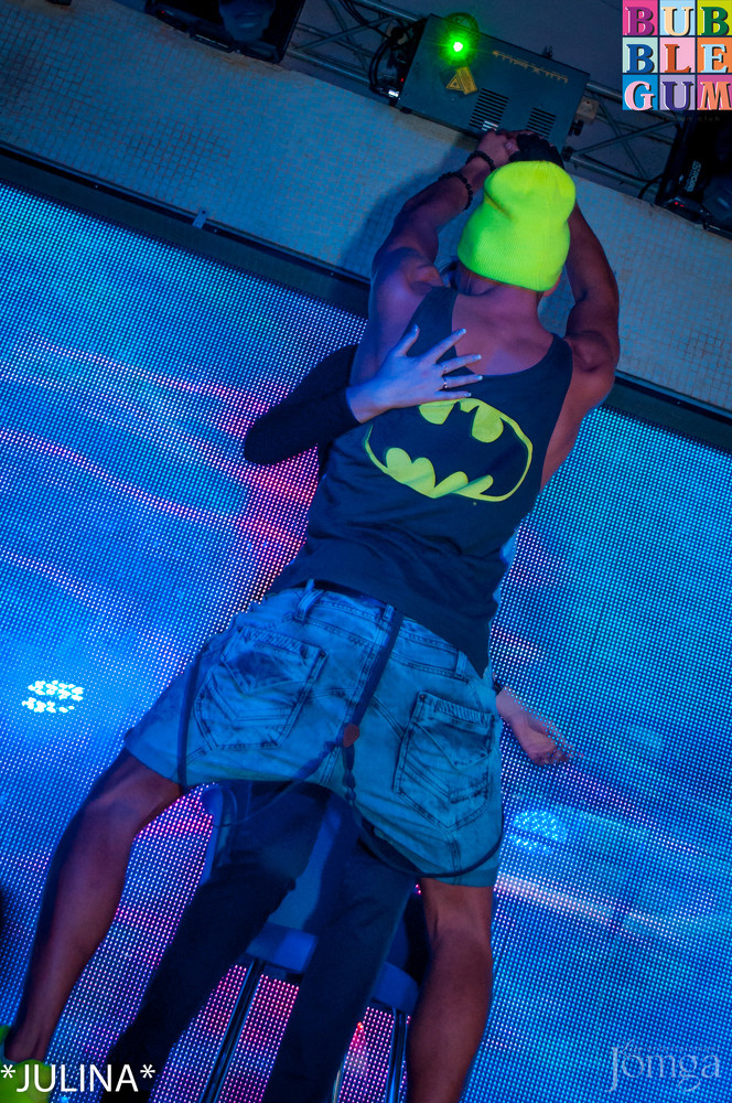 Фотография с  R&B проект - V.I.P. в Пятерочка