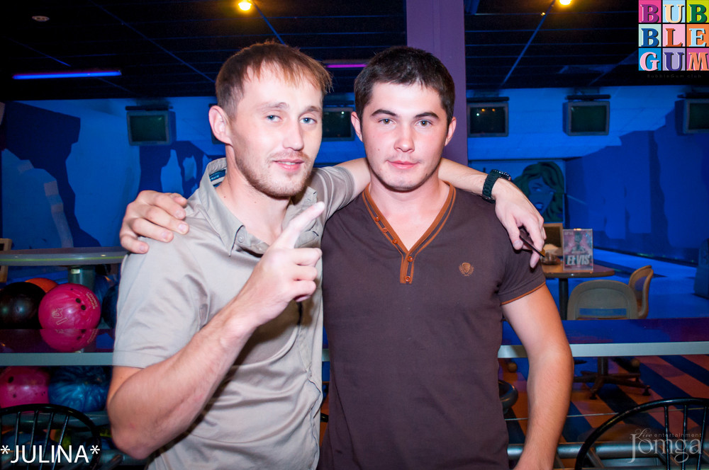 Фотография с  R&B проект - V.I.P. в Пятерочка