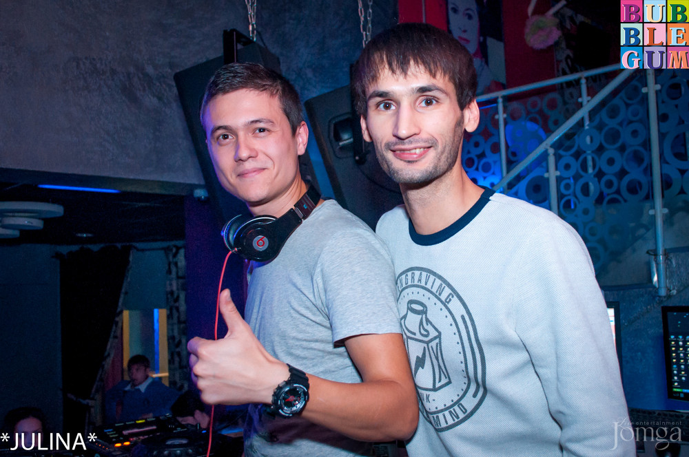 Фотография с  R&B проект - V.I.P. в Пятерочка