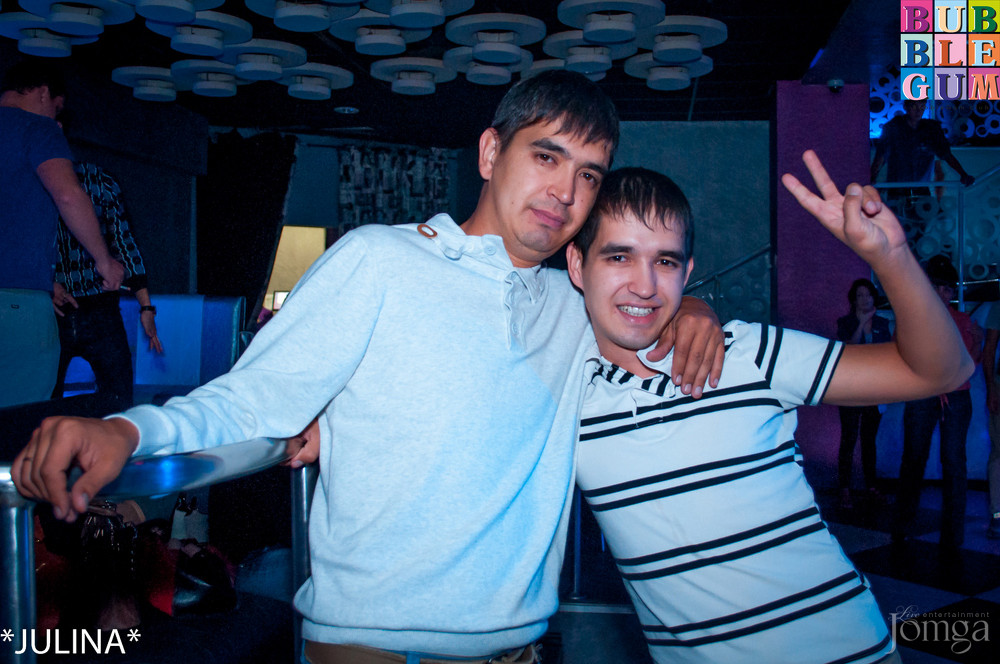 Фотография с  R&B проект - V.I.P. в Пятерочка