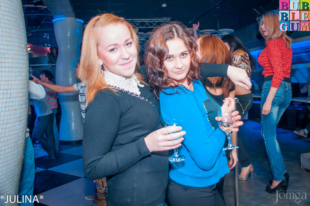 Фотография с  R&B проект - V.I.P. в Пятерочка