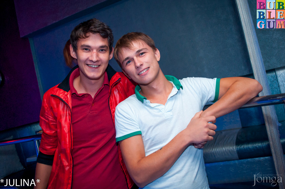 Фотография с  R&B проект - V.I.P. в Пятерочка