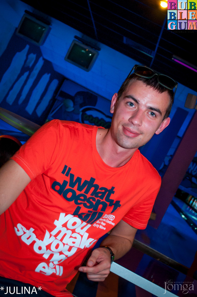 Фотография с  R&B проект - V.I.P. в Пятерочка