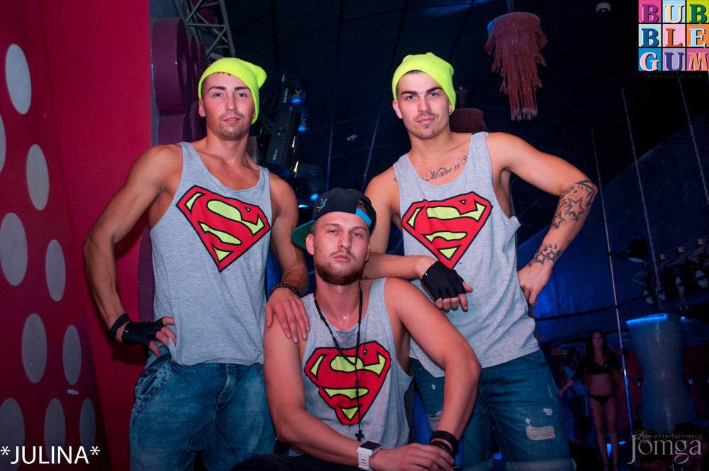 Фотография с  R&B проект - V.I.P. в Пятерочка