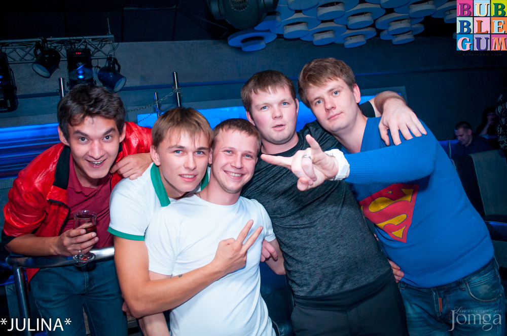 Фотография с  R&B проект - V.I.P. в Пятерочка