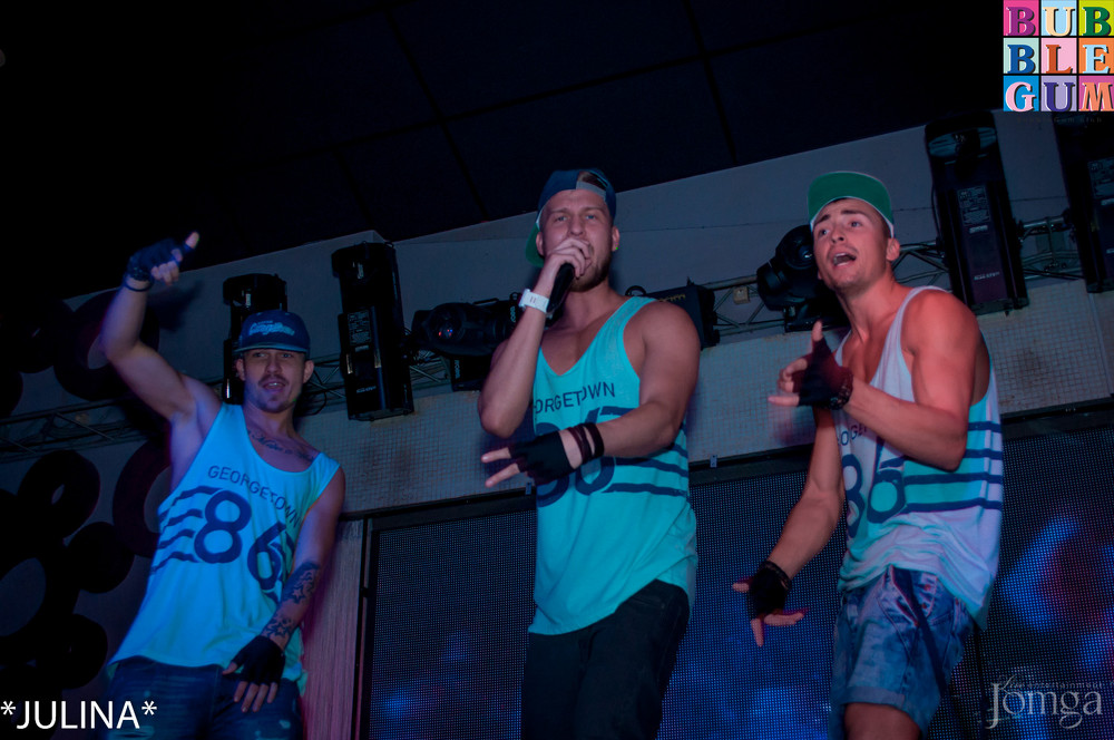 Фотография с R&B Project - V.I.P. в Пятерочка