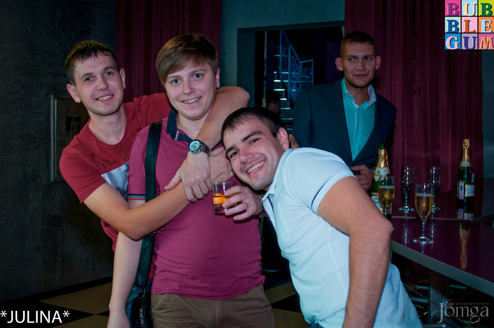 Фотография с R&B Project - V.I.P. в Пятерочка