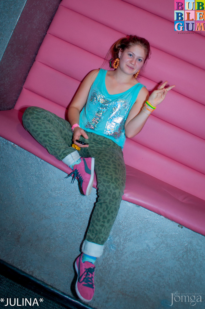 Фотография с R&B Project - V.I.P. в Пятерочка