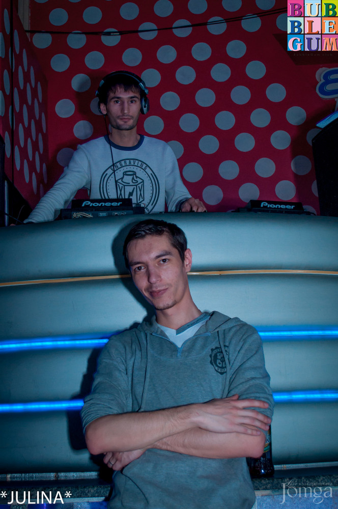 Фотография с R&B Project - V.I.P. в Пятерочка