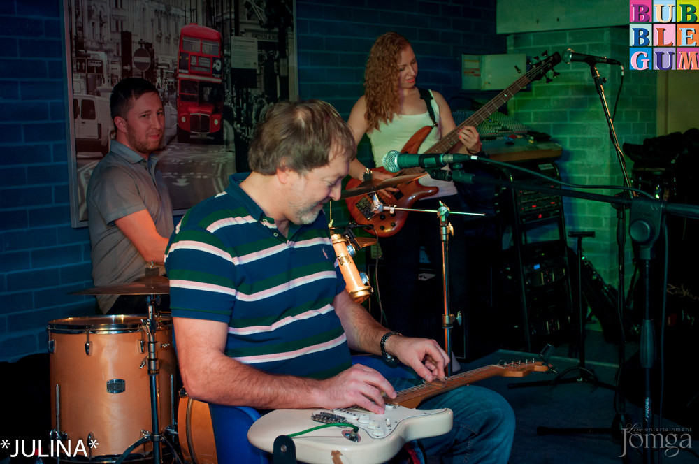 Фотография с ВОЗРОЖДЕНИЕ ЛЕГЕНДЫ "LONDON"  3D - ЭРОТИЧЕСКИЙ СЕАНС В ФОРМАТЕ 3-DJ'S в Пятерочка