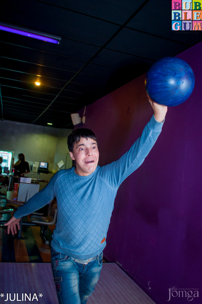 Фотография с 3D - Эротический сеанс в формате 3 DJ'S в Пятерочка