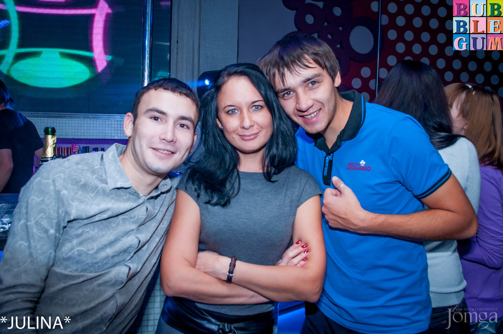 Фотография с 3D - Эротический сеанс в формате 3 DJ'S в Пятерочка