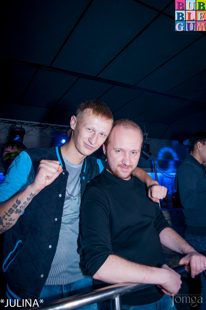 Фотография с 3D - Эротический сеанс в формате 3 DJ'S в Пятерочка