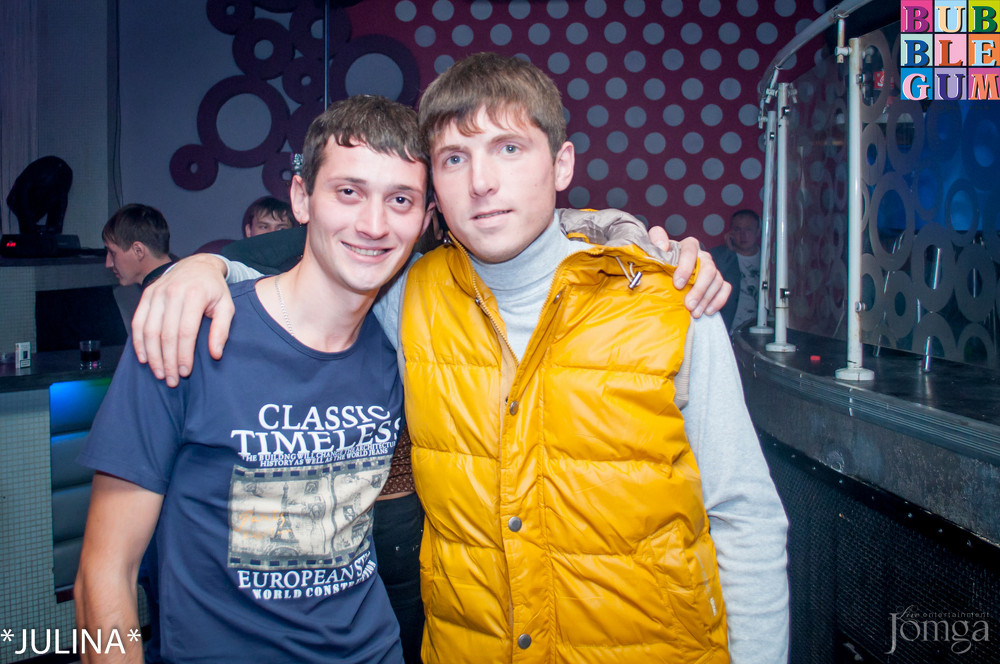 Фотография с 3D - Эротический сеанс в формате 3 DJ'S в Пятерочка