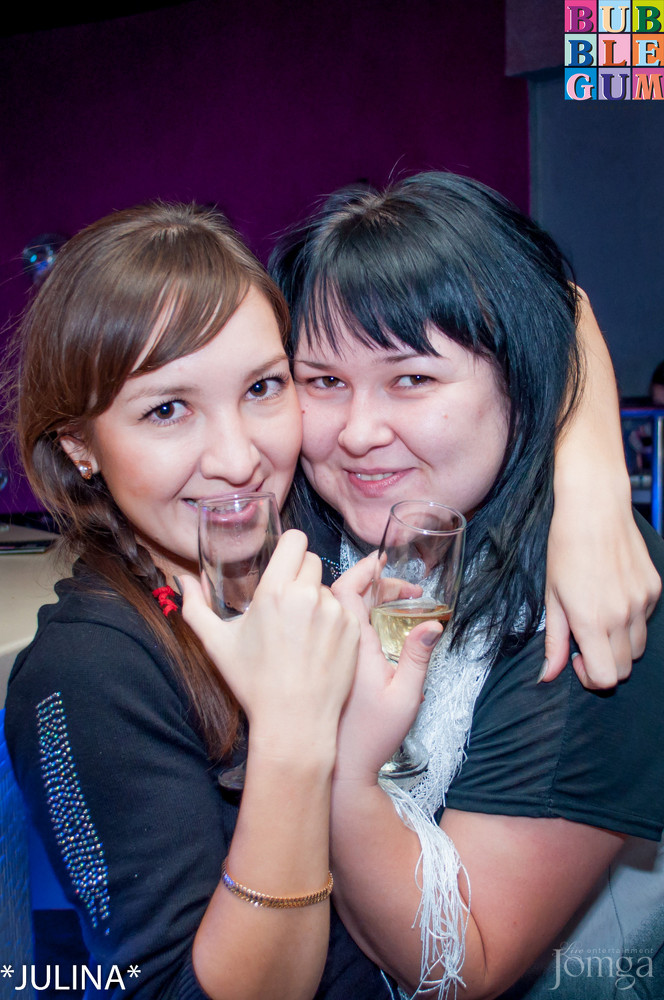 Фотография с 3D - Эротический сеанс в формате 3 DJ'S в Пятерочка