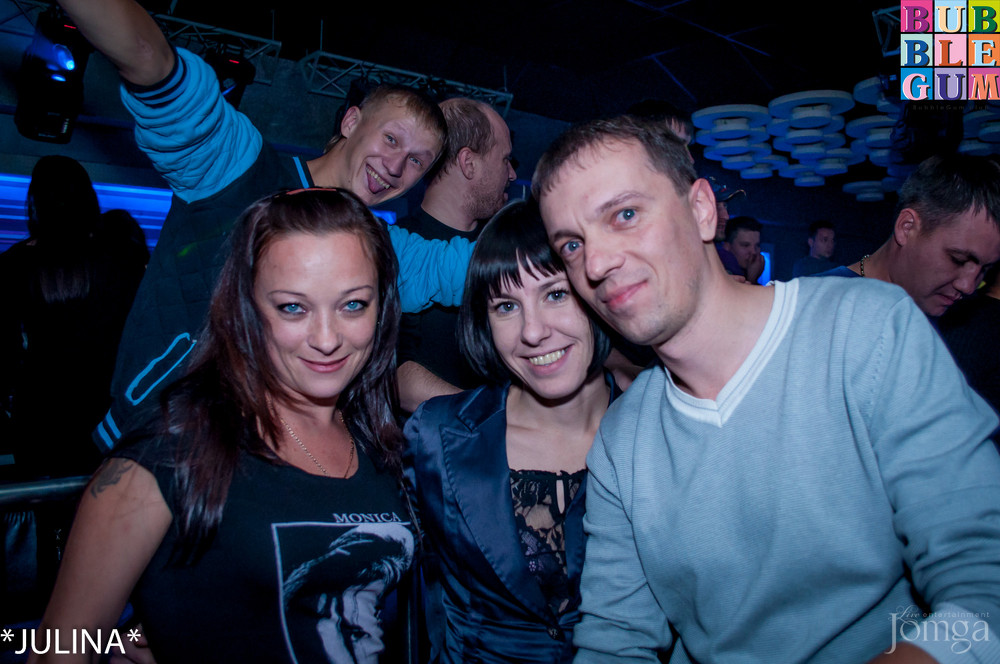 Фотография с 3D - Эротический сеанс в формате 3 DJ'S в Пятерочка