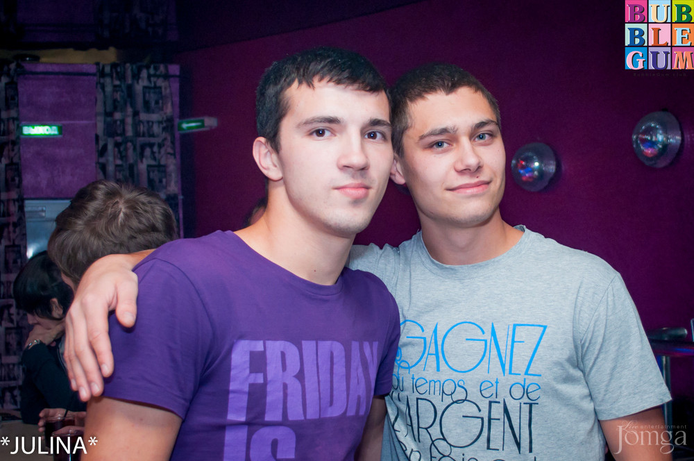 Фотография с 3D - Эротический сеанс в формате 3 DJ'S в Пятерочка