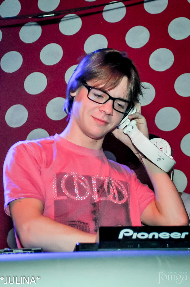 Фотография с Мокрая майка & Пивные бои в Пятерочка