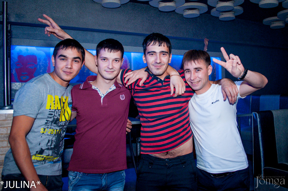 Фотография с Мокрая майка & Пивные бои в Пятерочка