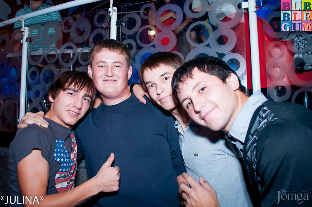 Фотография с  "Whiskey Weekend" - Дискотека 80-90-2000-хх! в Пятерочка