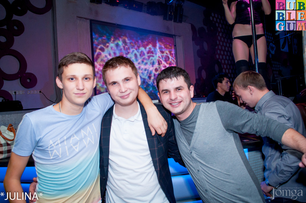 Фотография с  "Whiskey Weekend" - Дискотека 80-90-2000-хх! в Пятерочка