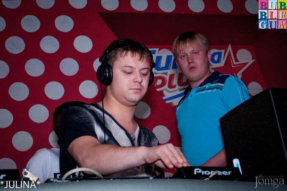 Фотография с  "Whiskey Weekend" - Дискотека 80-90-2000-хх! в Пятерочка