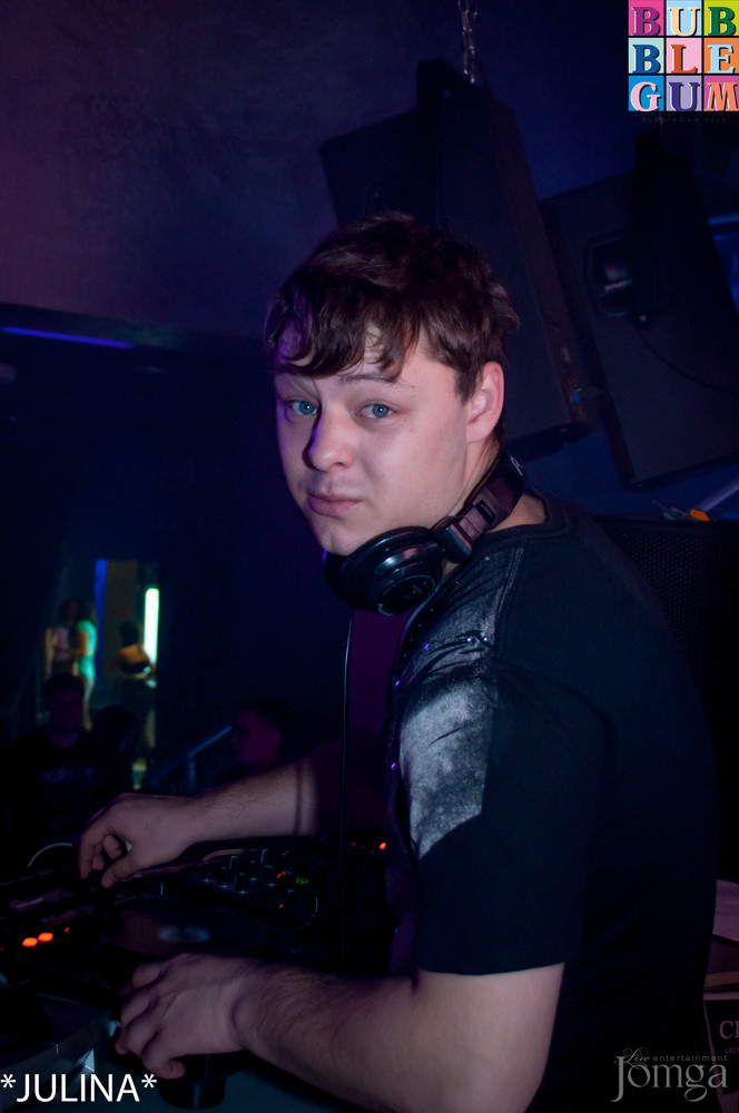 Фотография с "Whiskey Weekend" - Дискотека 80-90-2000-хх! в Пятерочка