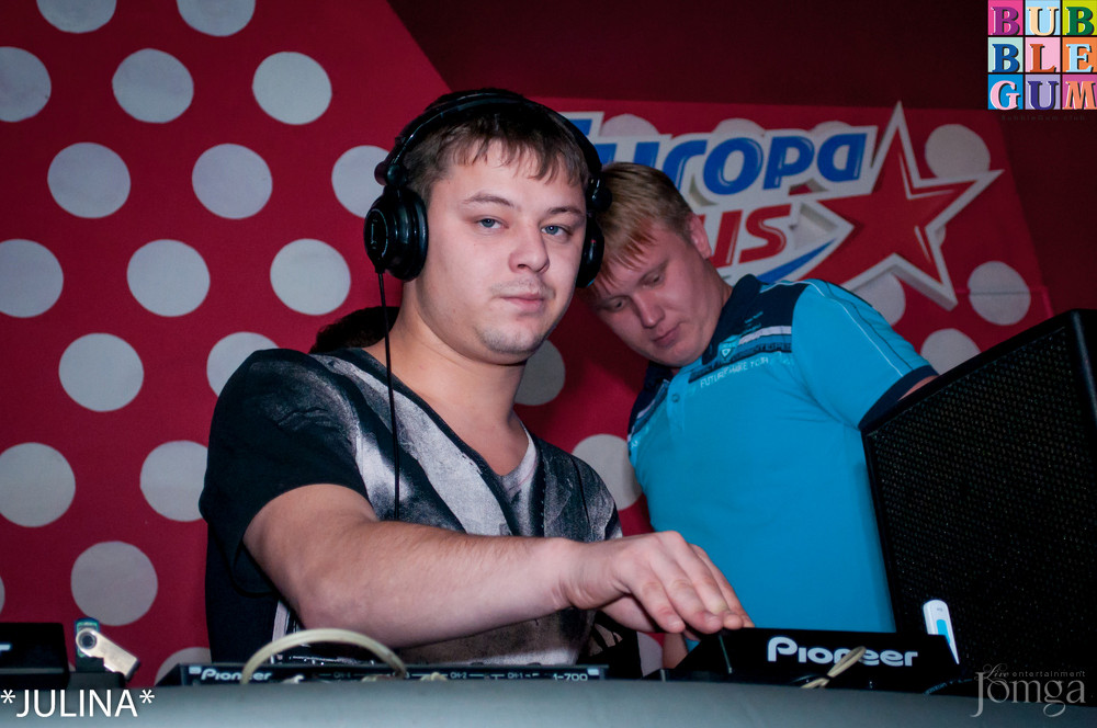 Фотография с  "Whiskey Weekend" - Дискотека 80-90-2000-хх! в Пятерочка