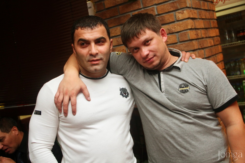 Фотография с День рождения  в Евразия