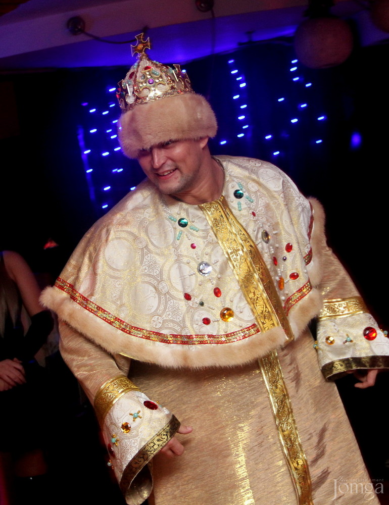 Фотография с День рождения  в Евразия