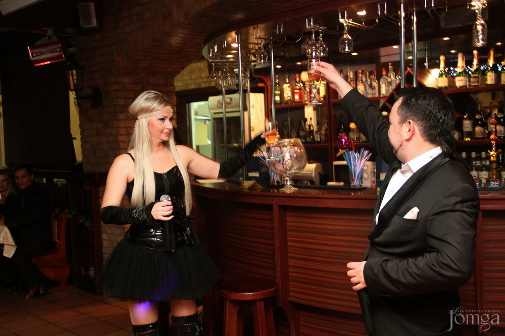 Фотография с День рождения  в Евразия