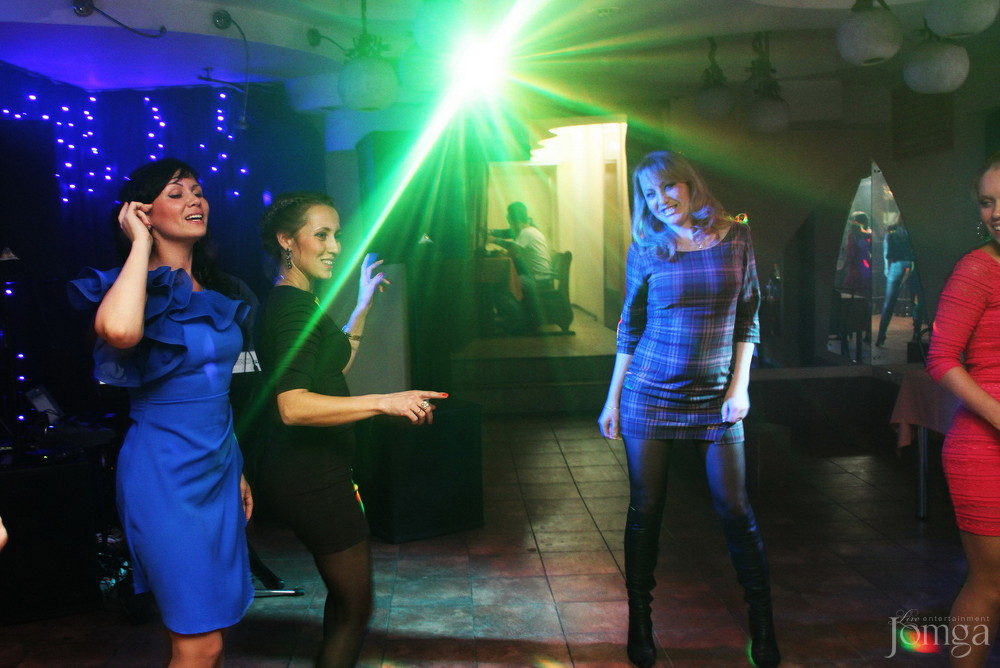 Фотография с День рождения  в Евразия