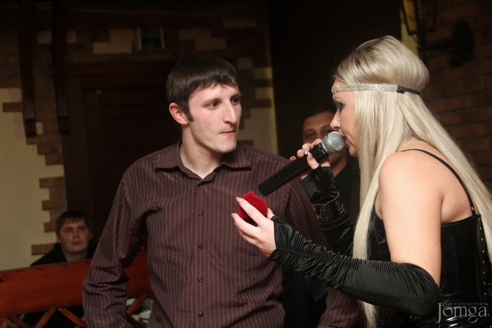 Фотография с День рождения  в Евразия