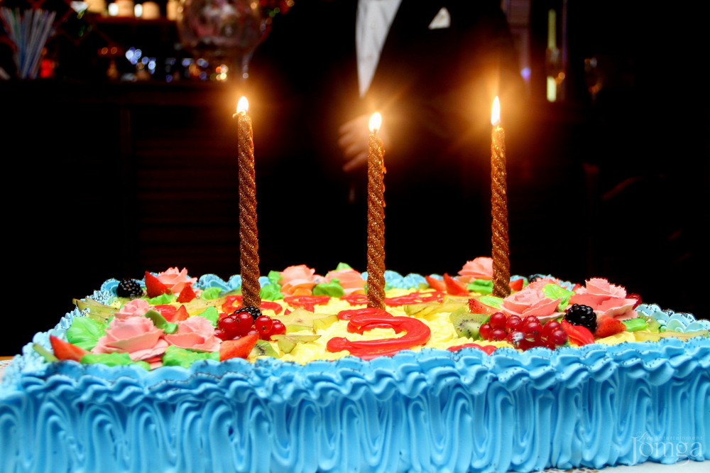 Фотография с День рождения  в Евразия