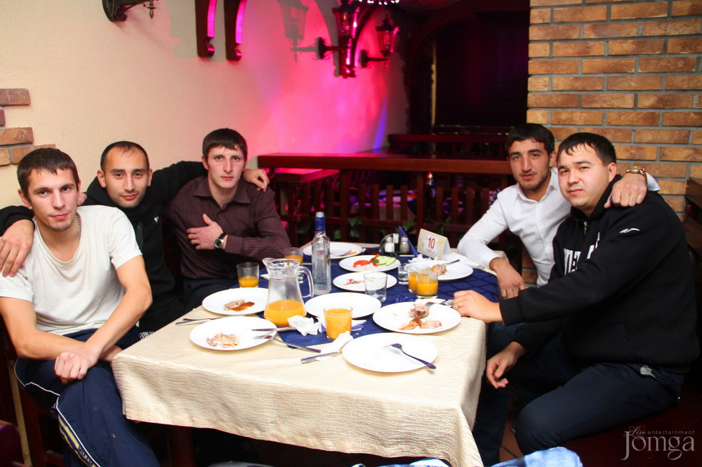 Фотография с День рождения  в Евразия