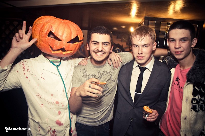 Фотография с Halloween Night 2011 в Опера
