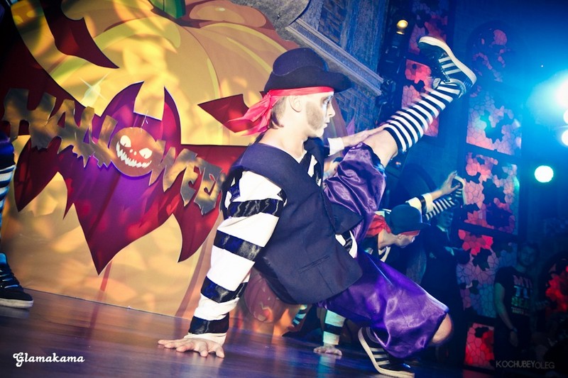 Фотография с Halloween Night 2011 в Опера